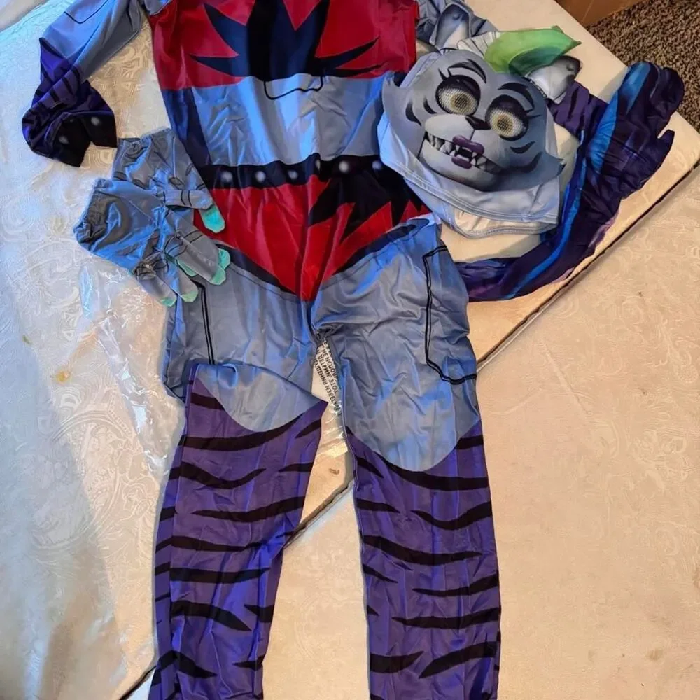 FNAF Roxanne Wolf Kids Costume NWT